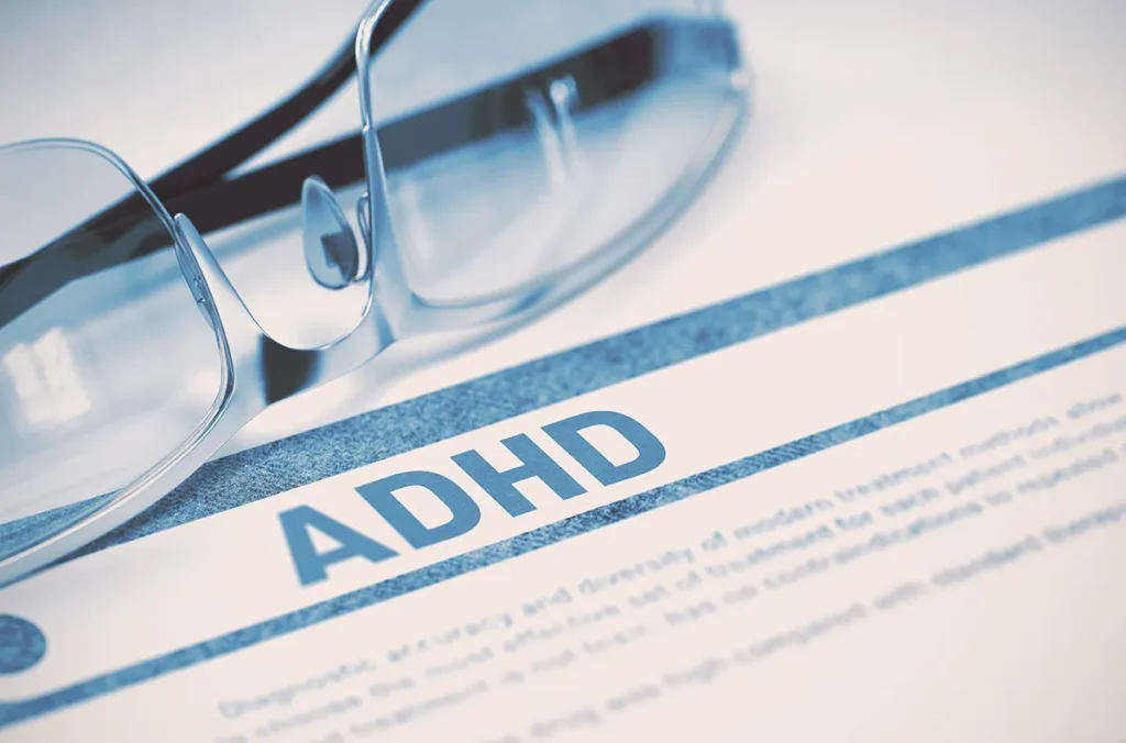 اختلال کم‌توجهی - بیش‌فعالی در بزرگسالان (ADHD): علائم، تشخیص و کنترل